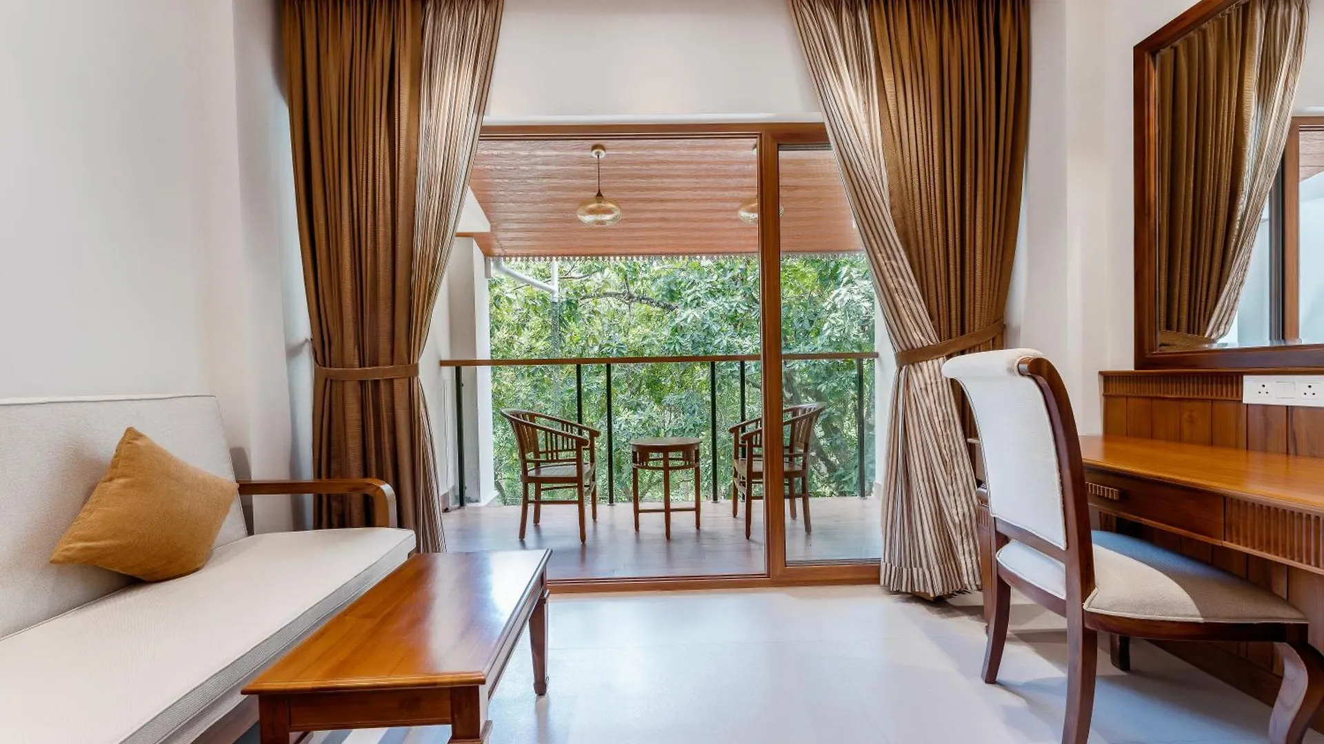 Le Montfort Resort Munnar 5*,  Inde