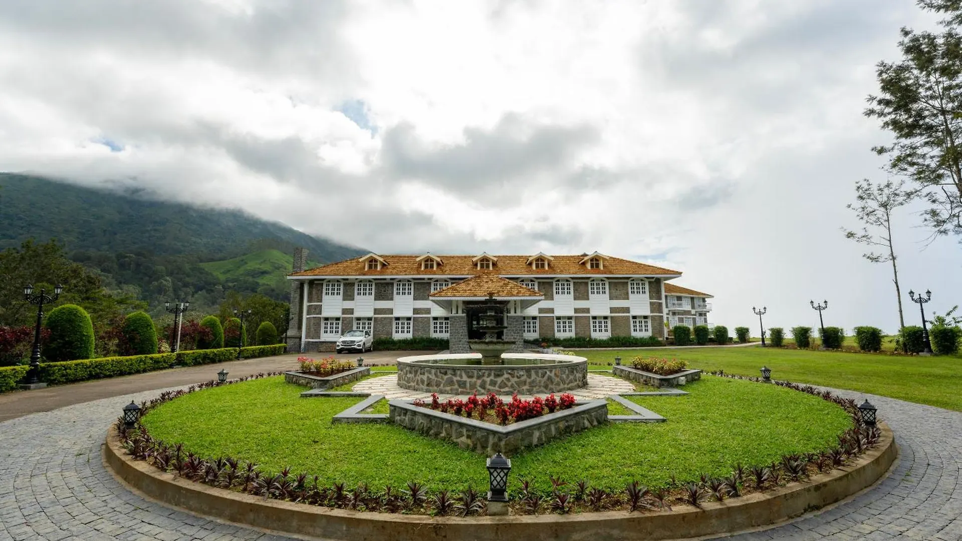 *****  Le Montfort Resort Munnar India